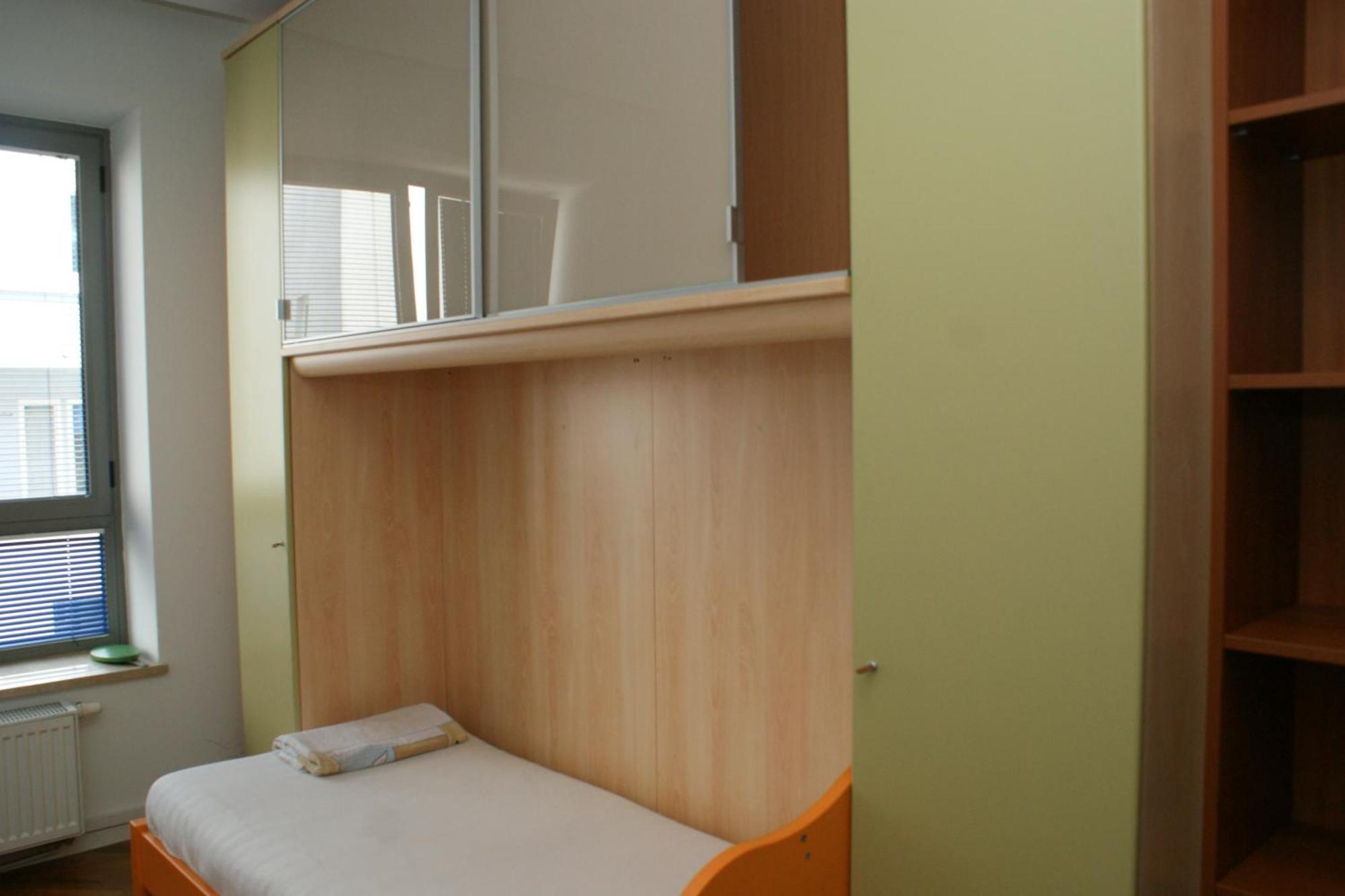 Apartments City Wellness Center Zagreb Room photo